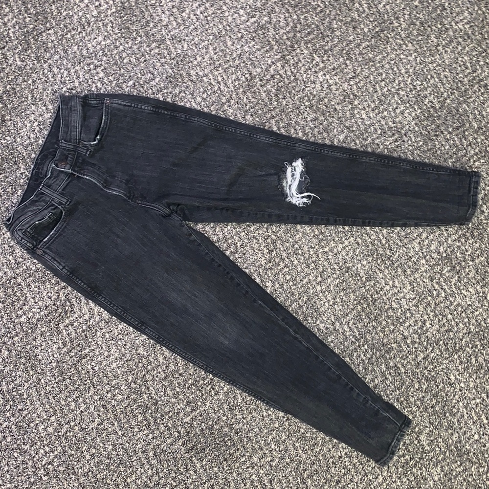 Black Distressed Denim Jeans